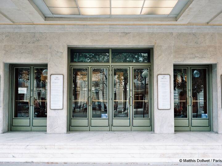 Theater Champs-Elysees